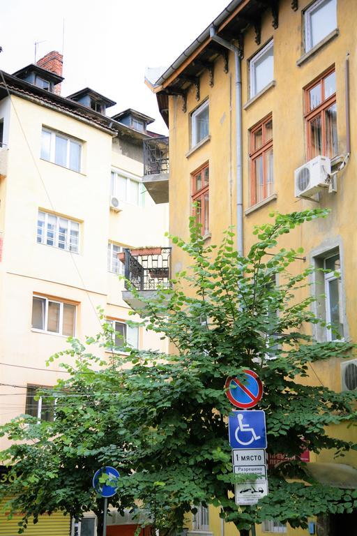 Time Traveling Apartment Sofia City Exteriör bild